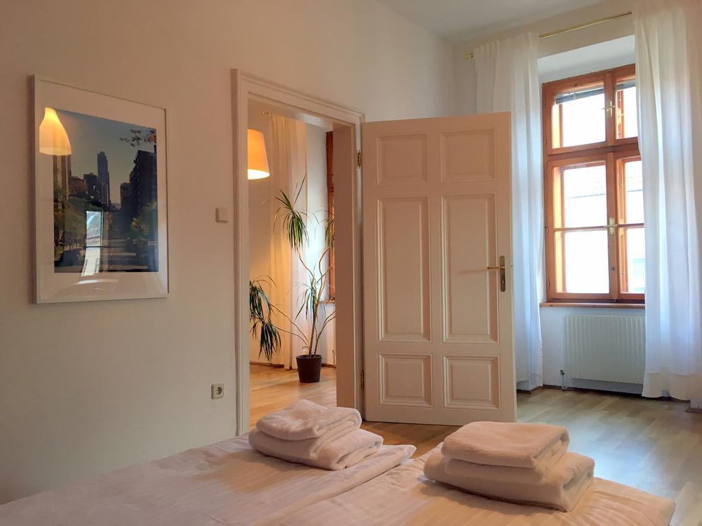 Apartments Near Rathaus Viena Exterior foto